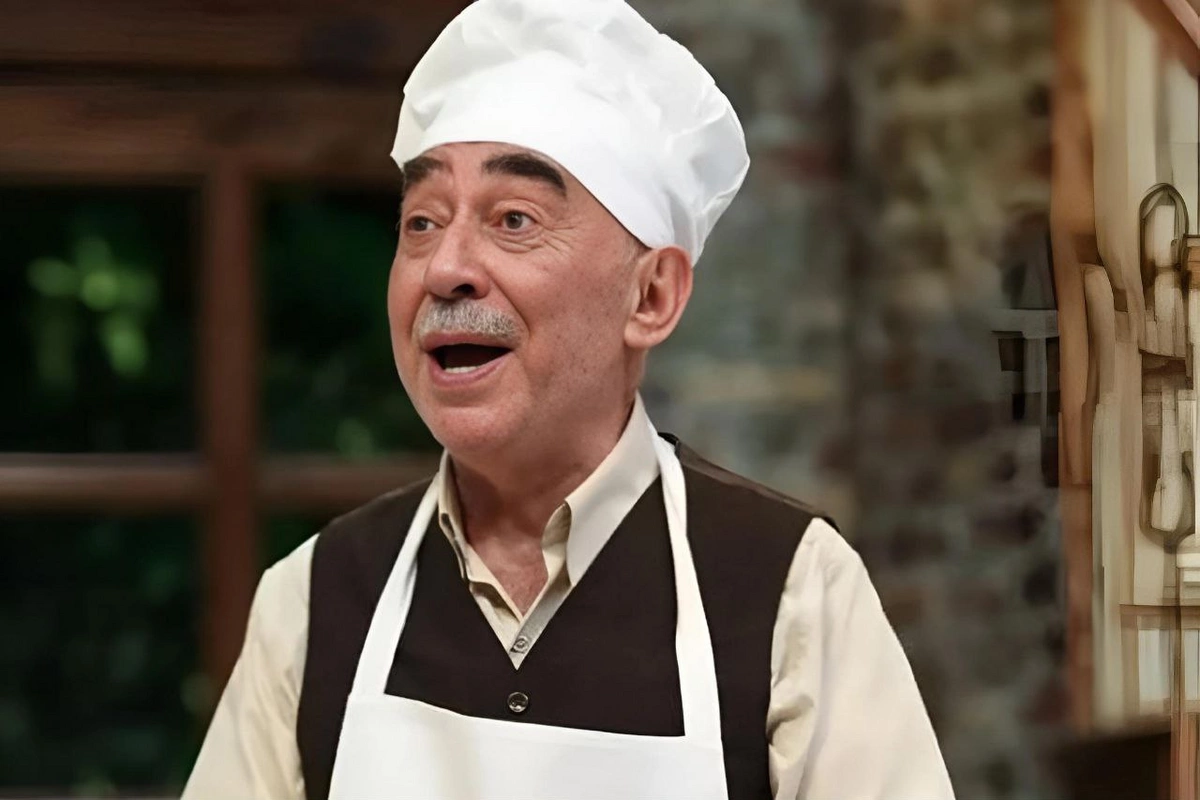 Şener Şen 61 illik səhnə fəaliyyətinə son qoydu Şener Şen 61 illik səhnə fəaliyyətinə son qoydu