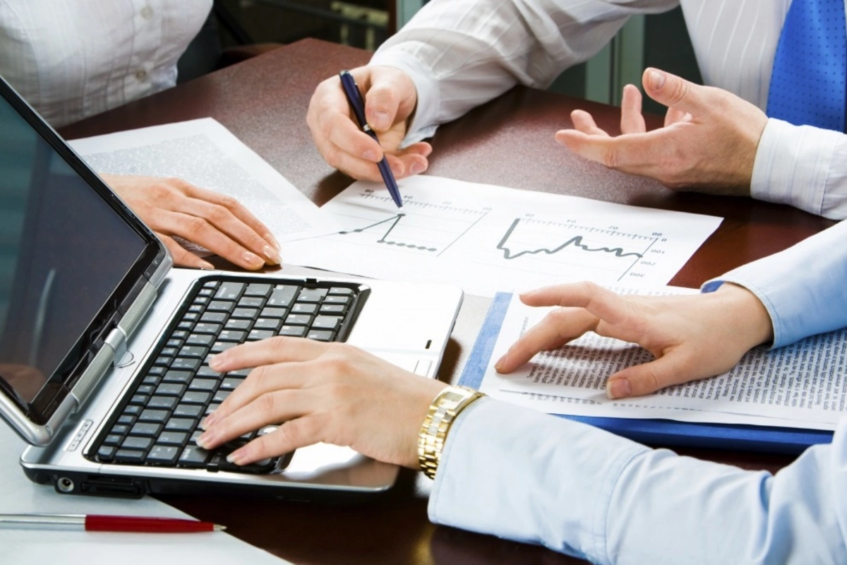 Azərbaycan iqtisadiyyatına kredit qoyuluşu 9 %-dən çox artıb