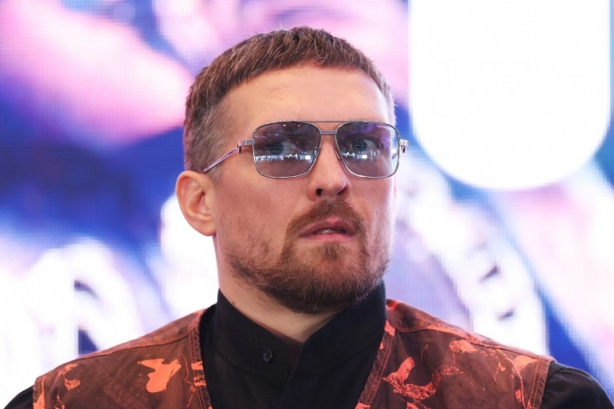 Aleksandr Usik Bakını üçlüyə saldı Aleksandr Usik Bakını üçlüyə saldı