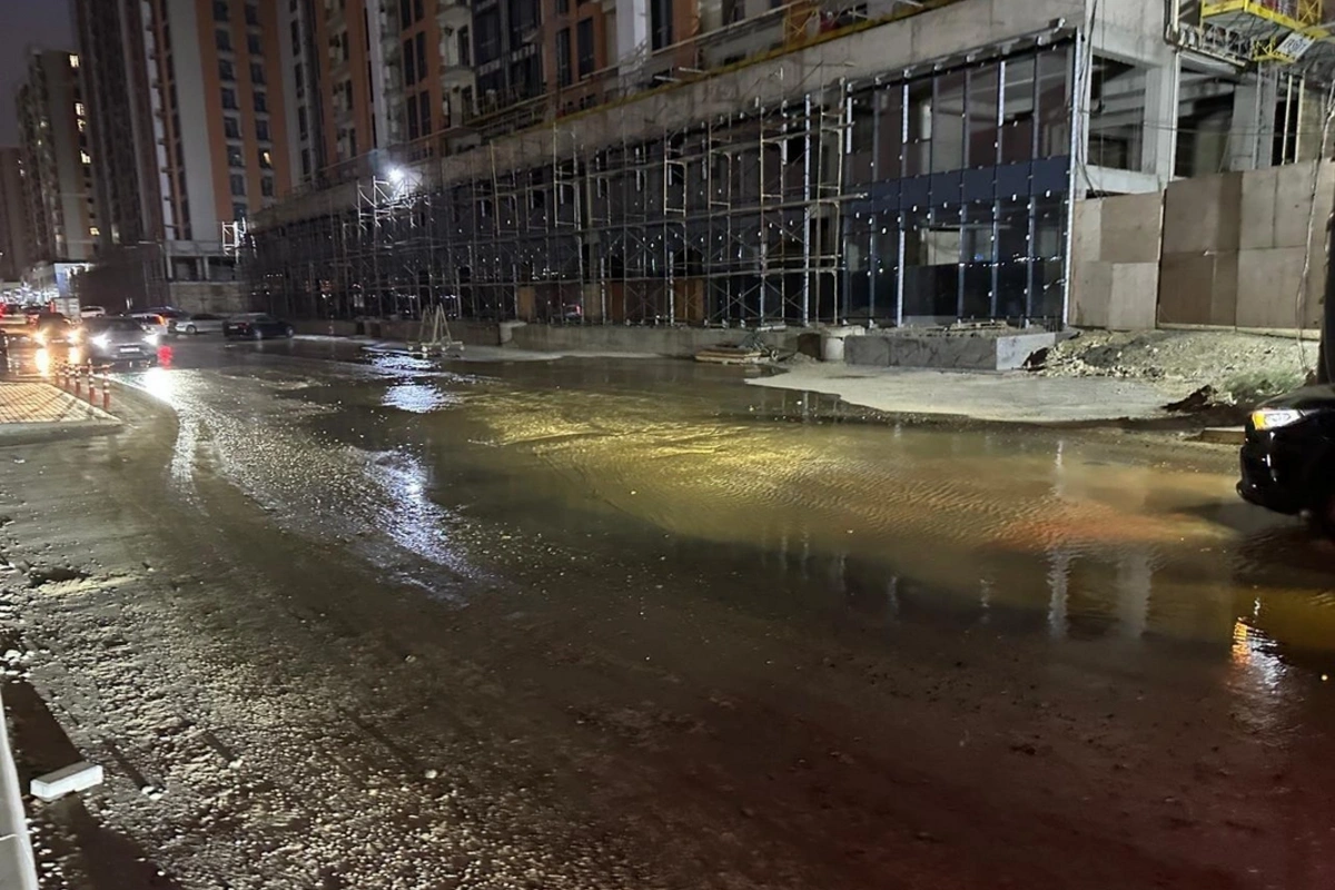 MİDA yaşayış kompleksinin həyətində su xəttində baş verən qəza ARADAN QALDIRILIB