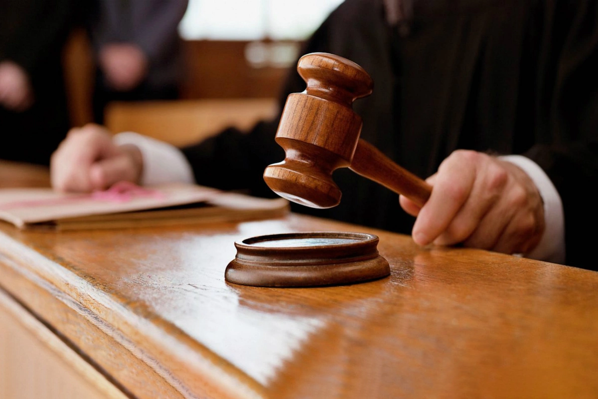 Terrorçuluq fəaliyyətində təqsirləndirilən Azərbaycan vətəndaşlarının məhkəməsi başlayır