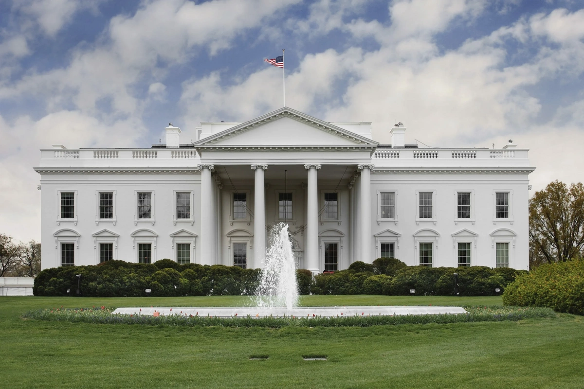 Белый дом: Трамп намерен заполучить Гренландию любыми средствами