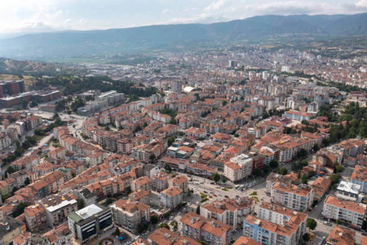 Türkiyədə güclü zəlzələ olub