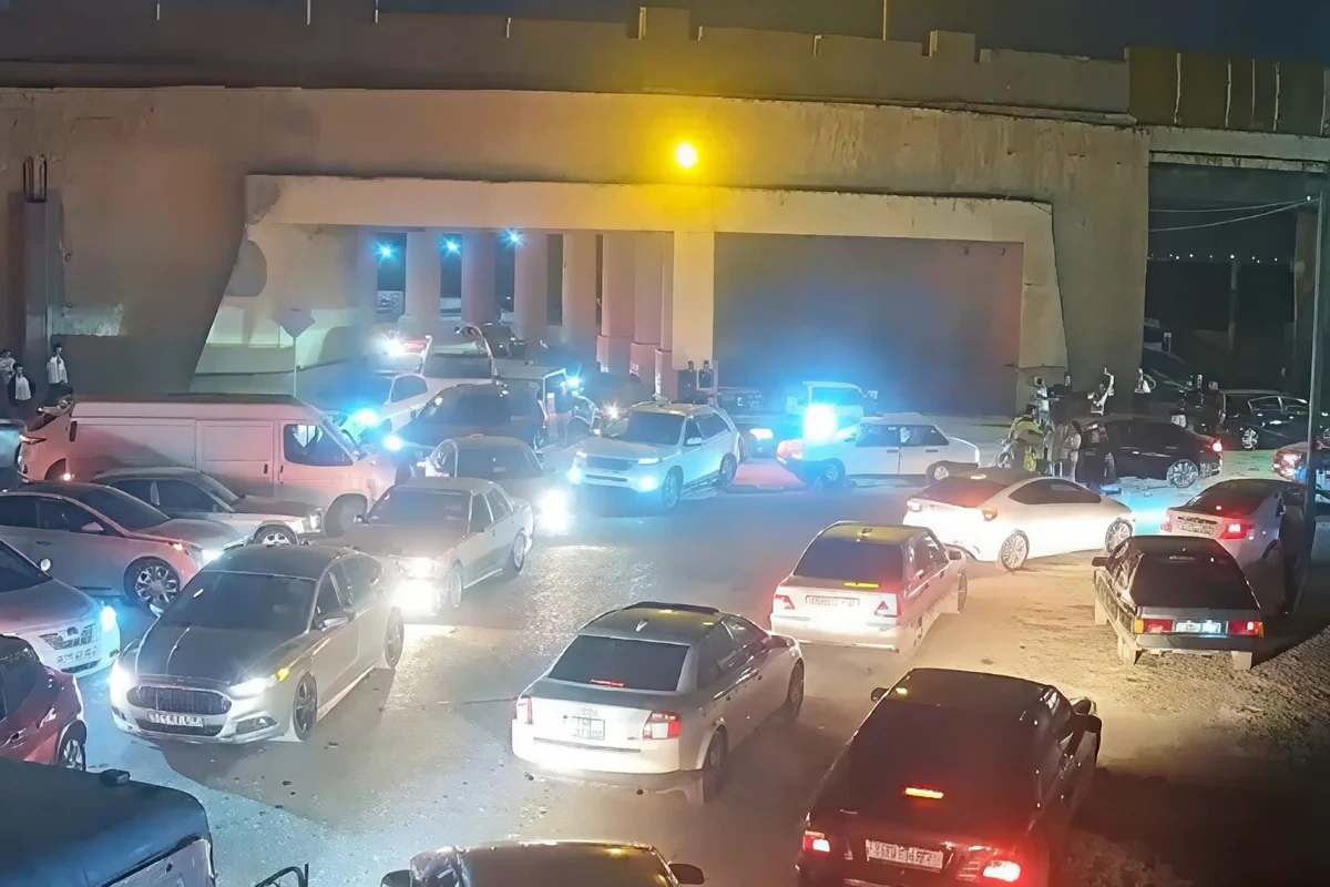 Paytaxtda sürücülərin nəzərinə: Yol təmirə bağlandı, alternativ marşrutda sıxlıq yarandı
