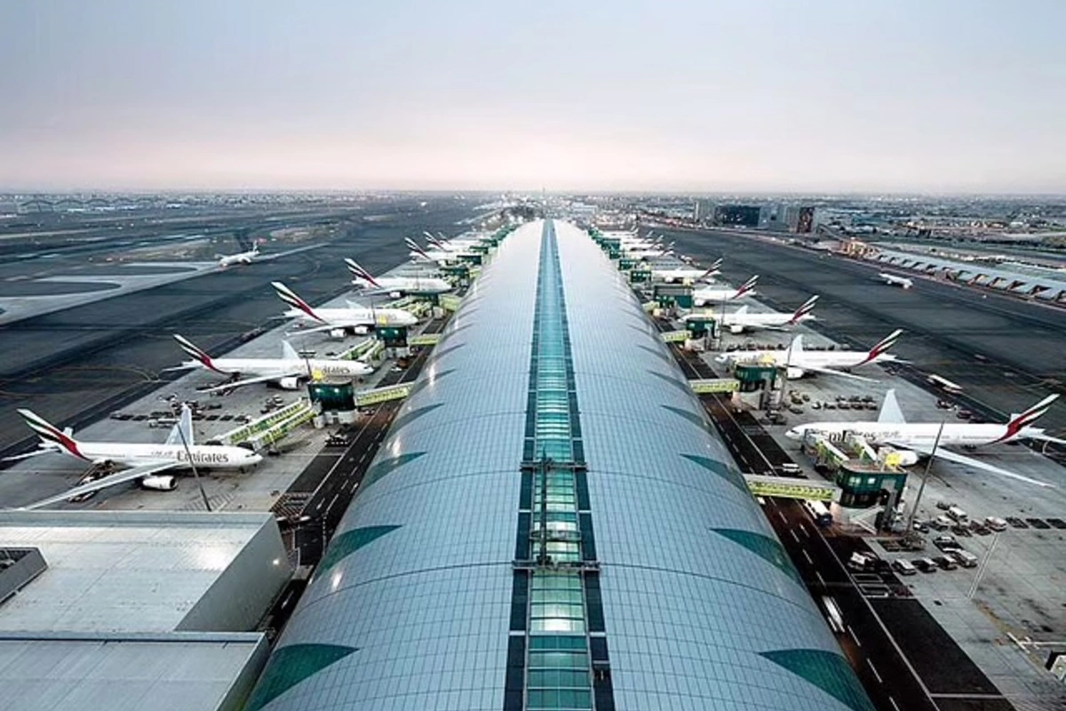 Dubay Beynəlxalq Hava Limanı fəaliyyətini dayandırıb