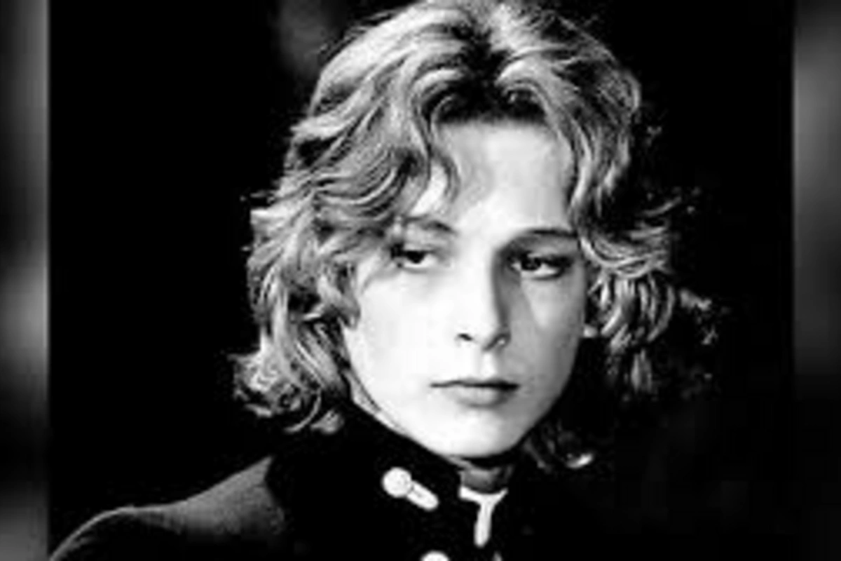 Actor nicknamed the most beautiful boy of the 20th century has died Actor nicknamed the most beautiful boy of the 20th century has died