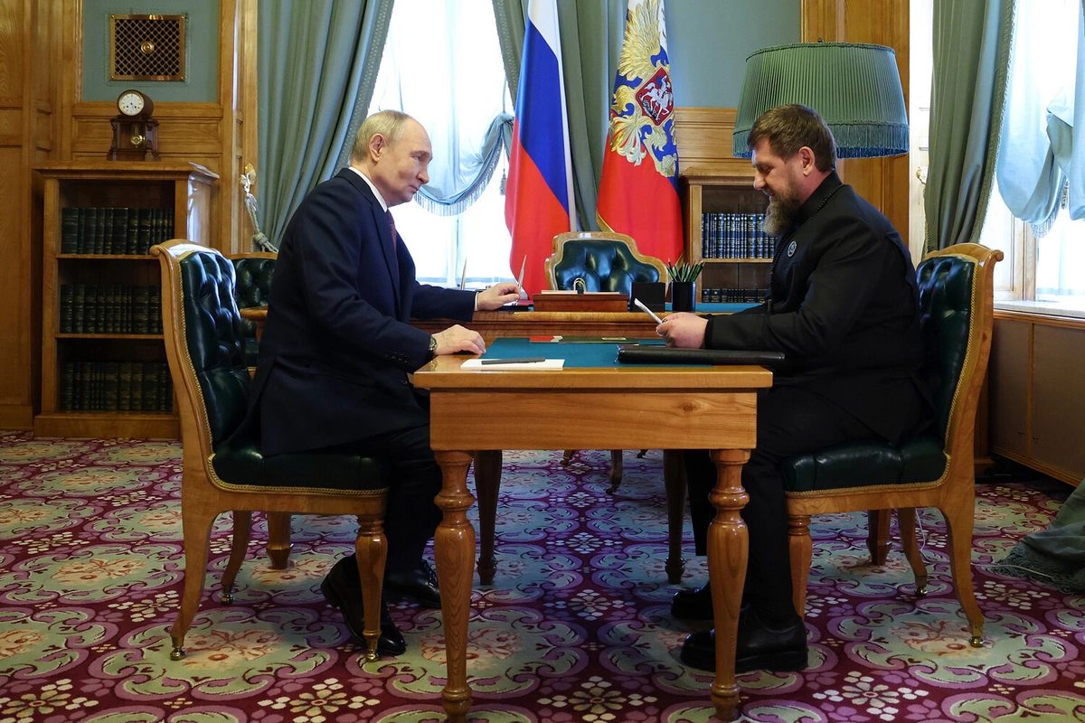 Putin Kadırovun istefası ilə bağlı şayiələrə cavab verib: Ölümüm haqda xəbərlər xeyli şişirdilib