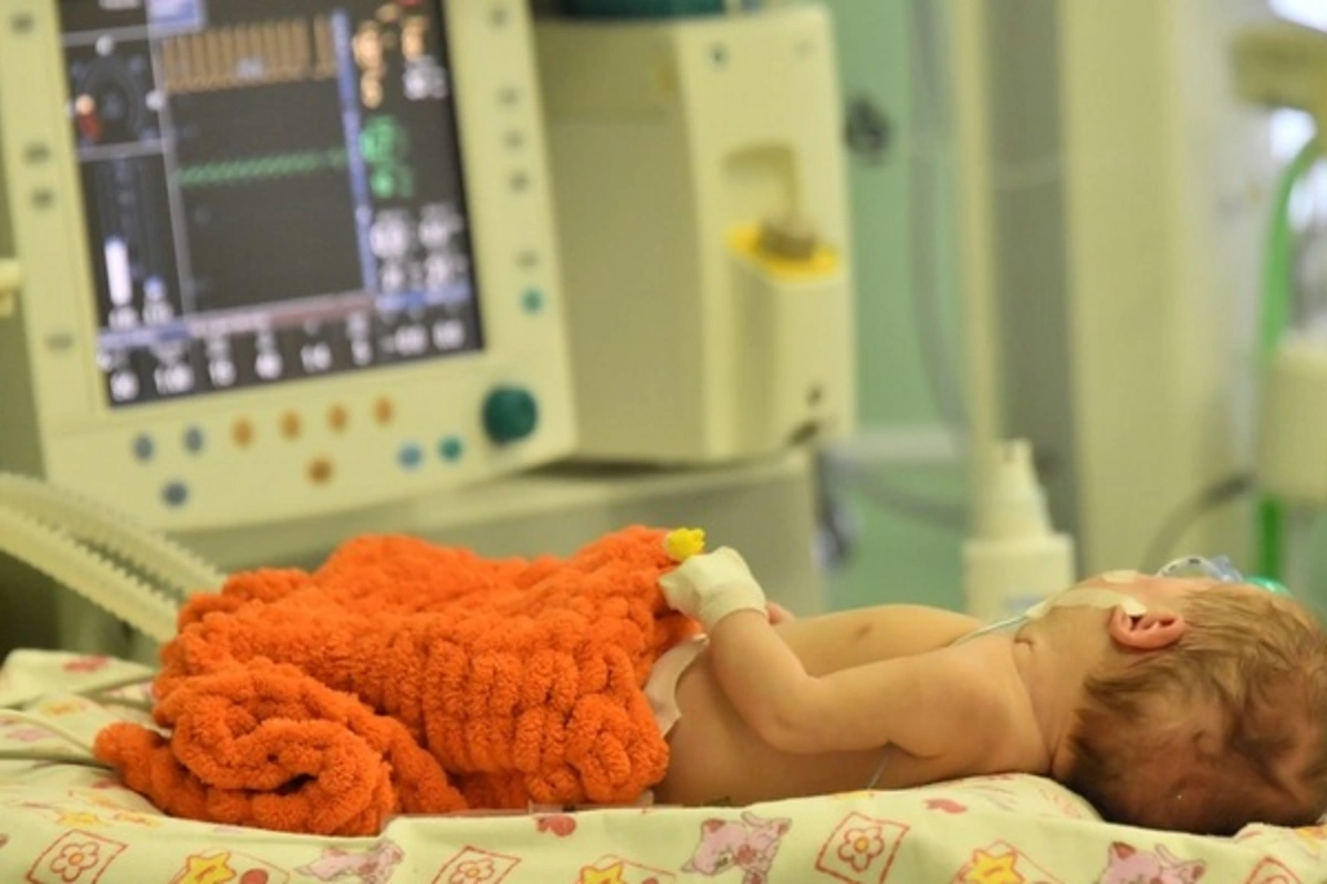 Doctors in India tore off baby's arm during childbirth Doctors in India tore off baby's arm during childbirth