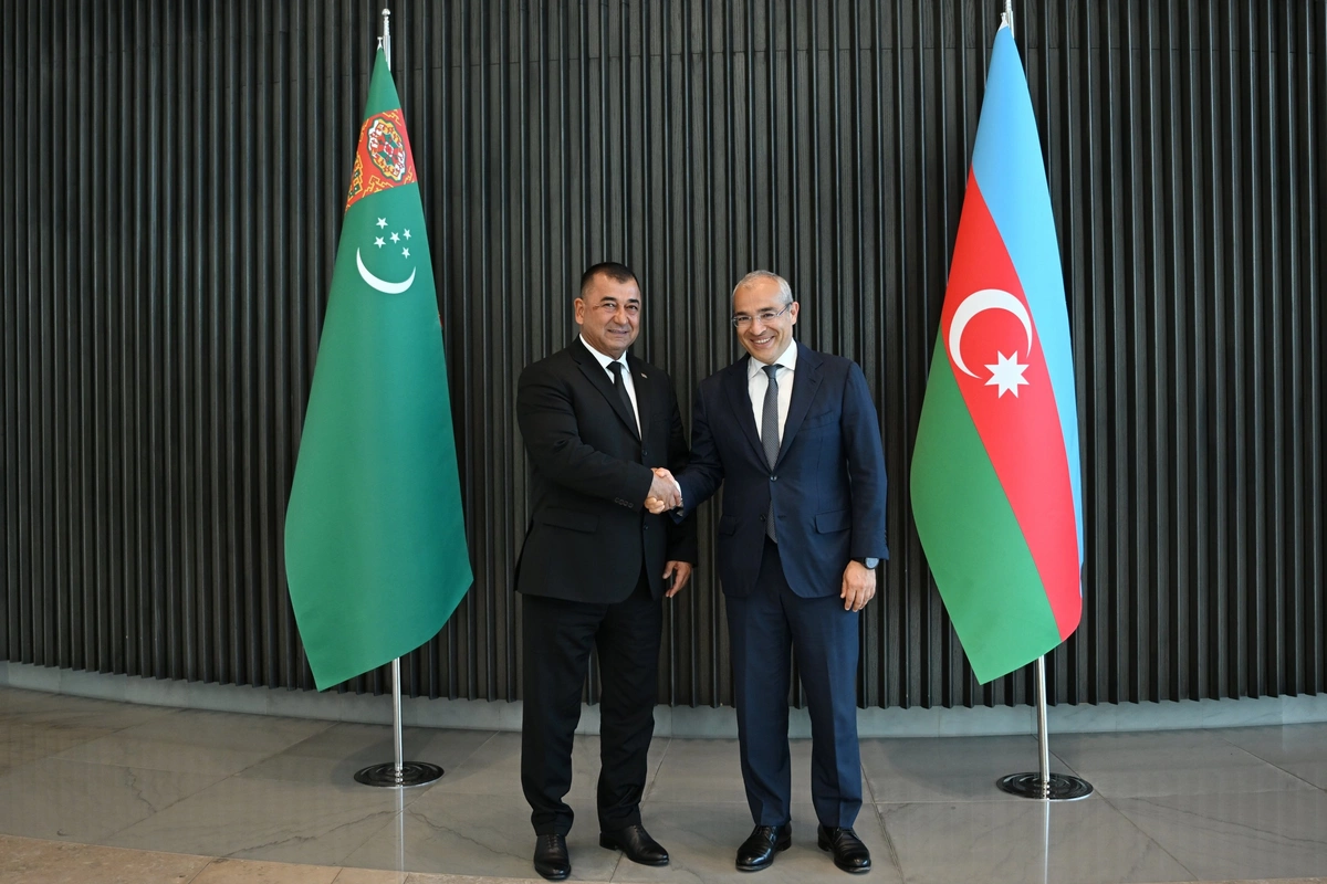 Azərbaycan-Türkmənistan arasında tərəfdaşlıq sənədi imzalanıb Azərbaycan-Türkmənistan arasında tərəfdaşlıq sənədi imzalanıb