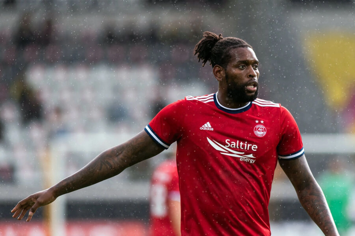 Arsenalın keçmiş futbolçusuna 4 il həbs verilib Arsenalın keçmiş futbolçusuna 4 il həbs verilib