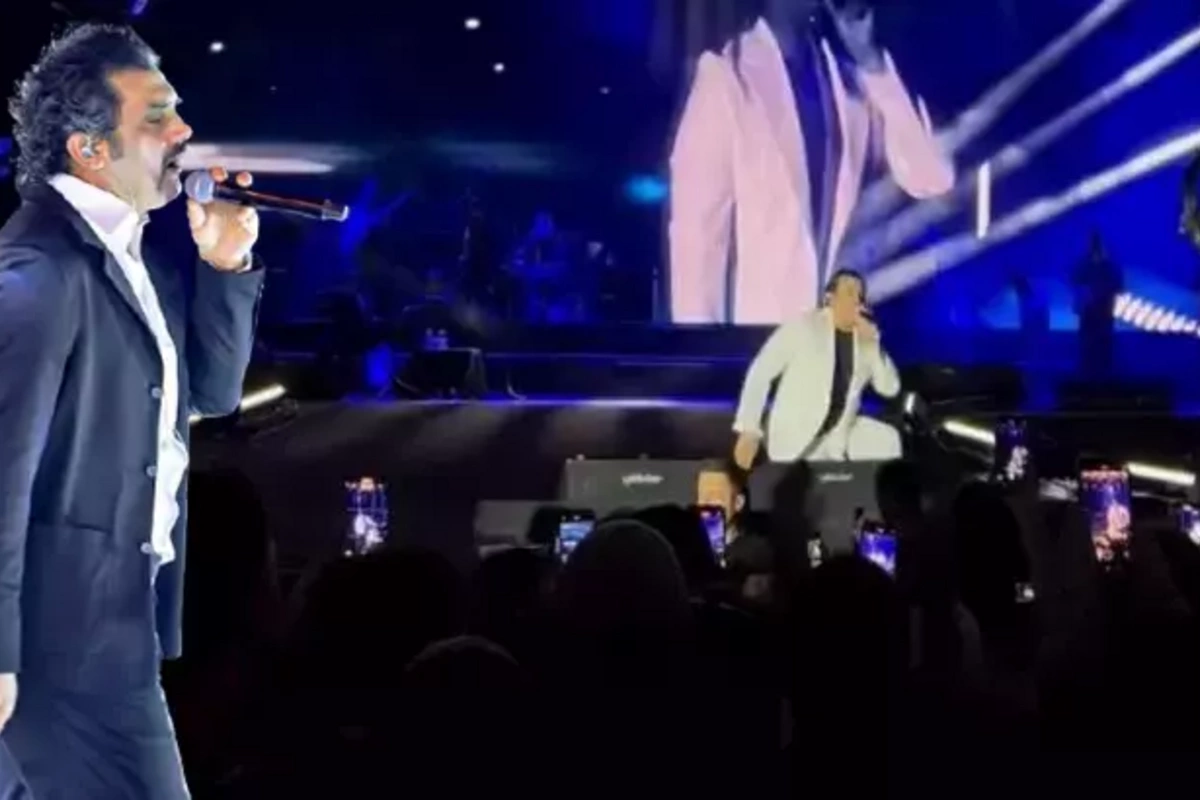 Bayhan konserti zamanı səhnədə yıxıldı - ANBAAN GÖRÜNTÜ Bayhan konserti zamanı səhnədə yıxıldı - ANBAAN GÖRÜNTÜ
