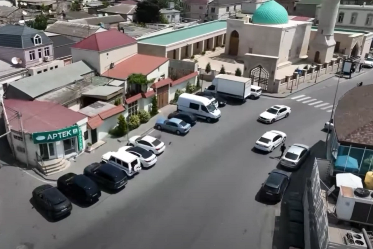 Piyadaların kabusuna çevrilən yol: Keşlə məscidinin qarşısındakı ərazidə PROBLEM