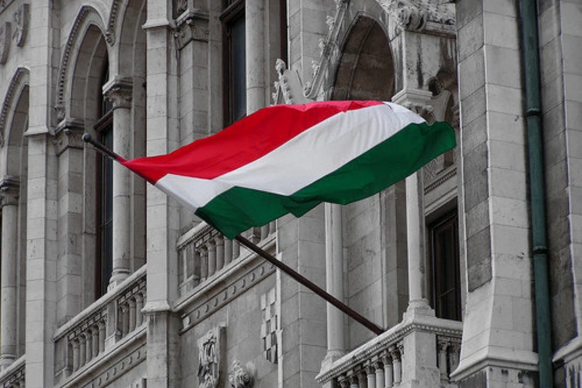 Macarıstan Rusiya ilə bağlı Avropa Məhkəməsinə müraciət edib