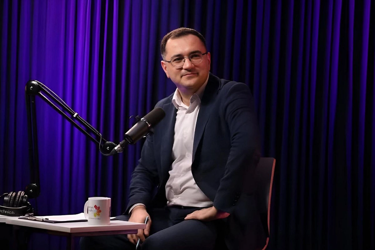 ASAN Radio və ASAN TVnin baş redaktoru vəzifəsindən ayrıldı ASAN Radio və ASAN TVnin baş redaktoru vəzifəsindən ayrıldı