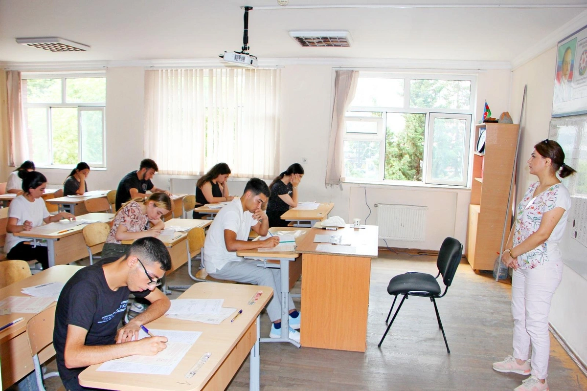 Naxçıvanda bir sıra təhsil müəssisələrinin adları dəyişdirildi