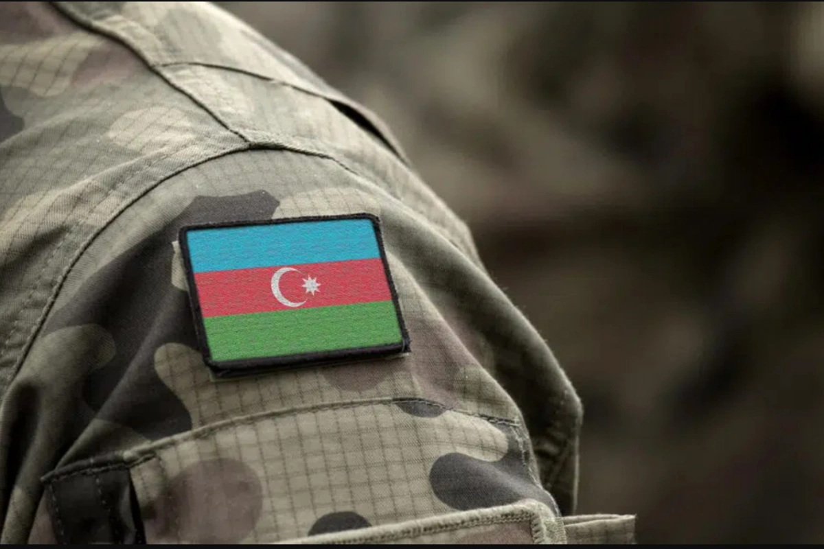 Zabit kursunu bitirən ali təhsilli müddətli hərbi qulluqçulara leytenant hərbi rütbəsi veriləcək