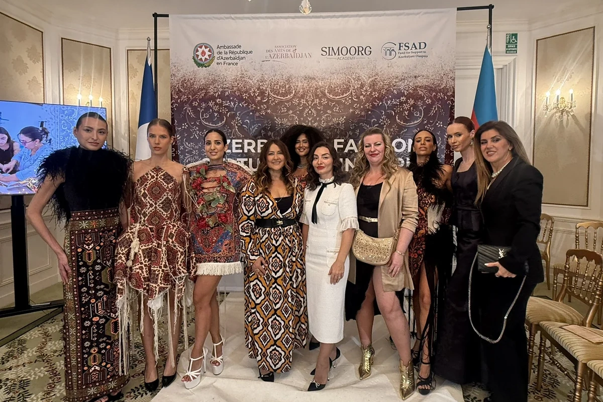 Azərbaycanlı modellər Fashion Culture Day in Parisdə çıxış ediblər