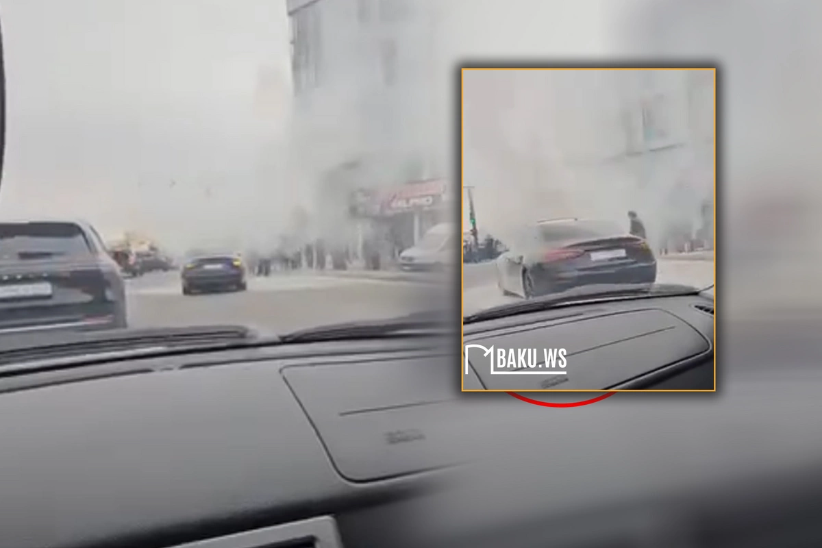 Xətaidə Maserati yanıb