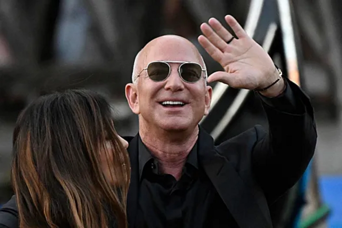 Billionaire Bezos begged his fiancée to break one tradition before the wedding Billionaire Bezos begged his fiancée to break one tradition before the wedding
