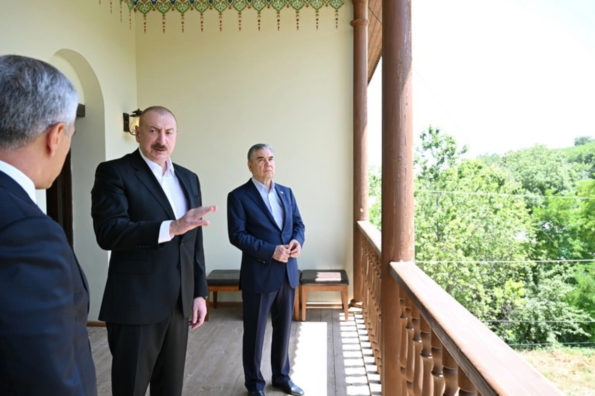 İlham Əliyev və Berdiməhəmmədov Şuşada Mehmandarovların malikanə kompleksində olublar