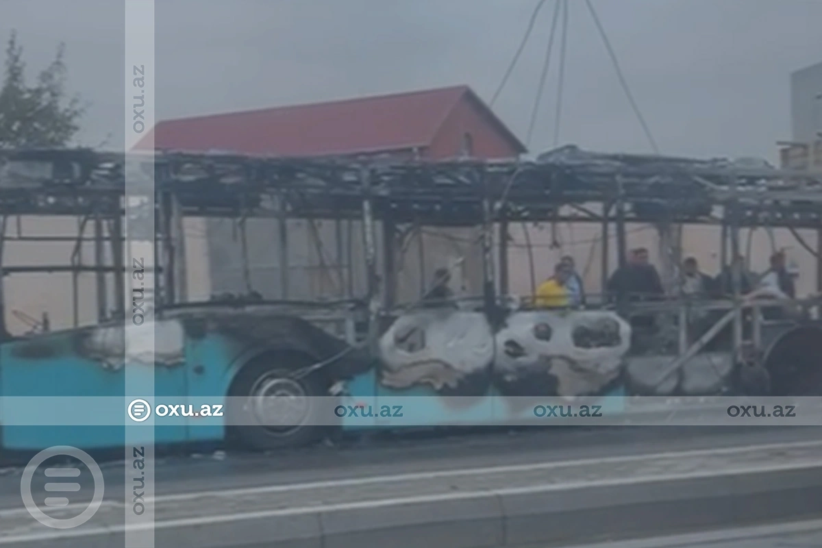 Bakıda sərnişin avtobusu yanaraq KÜL OLDU Bakıda sərnişin avtobusu yanaraq KÜL OLDU