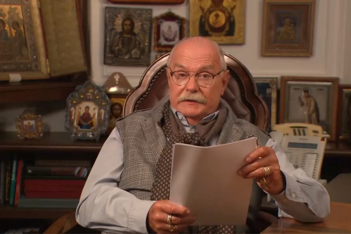 Ahıllıqla axmaqlığı səhv salan Mixalkovun sərsəm iddialarına Baku TV-dən cavab Ahıllıqla axmaqlığı səhv salan Mixalkovun sərsəm iddialarına Baku TV-dən cavab