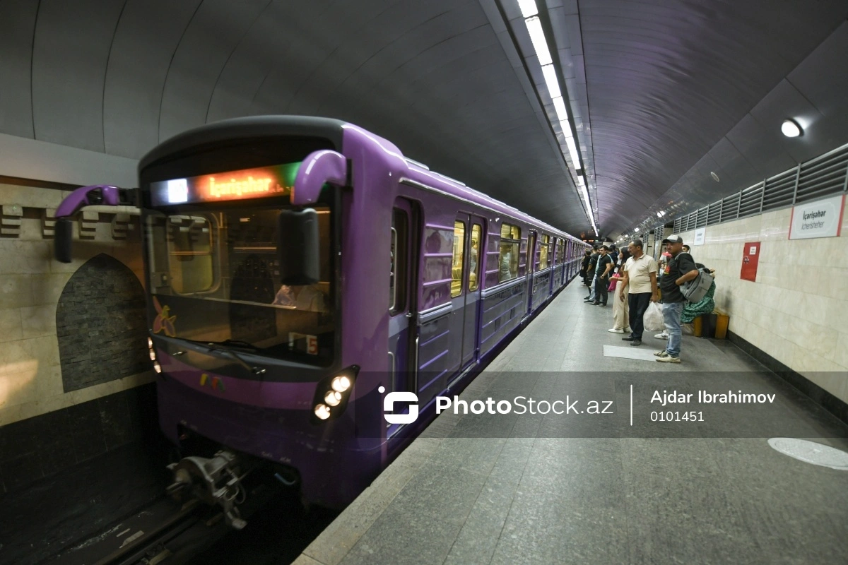 В Баку назван срок сдачи в эксплуатацию новой станции метро