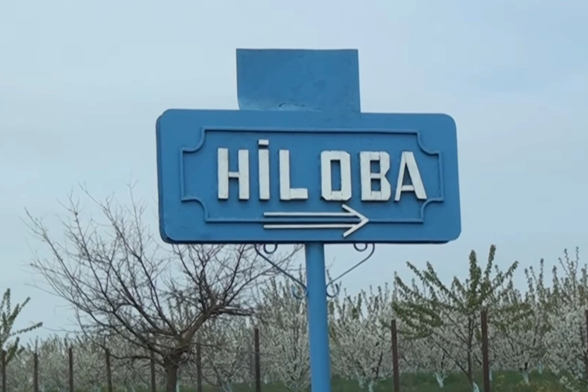 Əlacsız Hiloba sakinləri su, yoxsa zəhər içirlər? Əlacsız Hiloba sakinləri su, yoxsa zəhər içirlər?