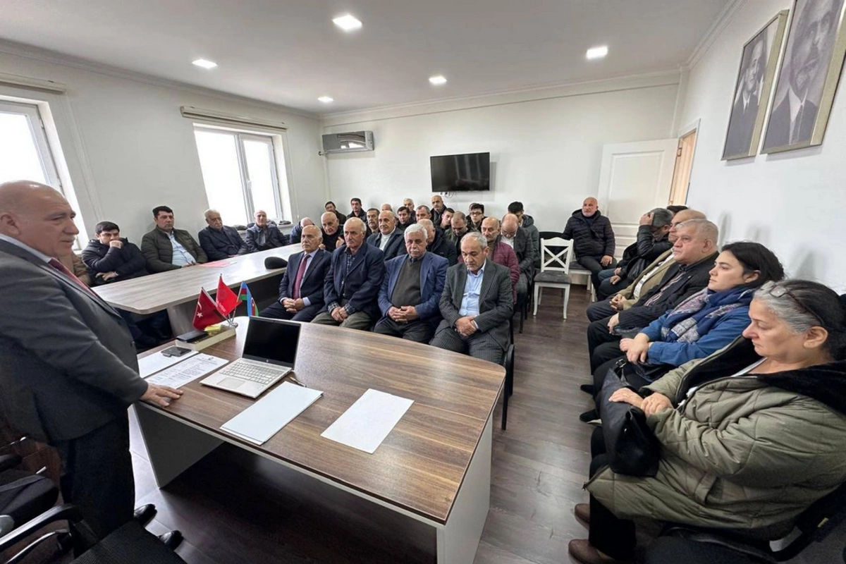 Azərbaycan Xalq Partiyasında yeni sədr seçilib