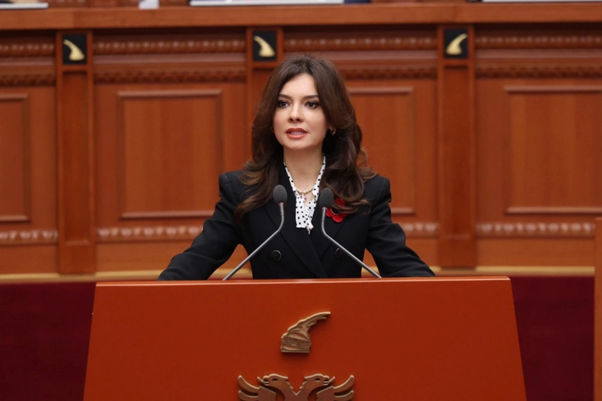 Albaniya XİN başçısı: Avropa İttifaqına üzvlüyün gecikməsi təhlükəsizlik riskləri doğurur