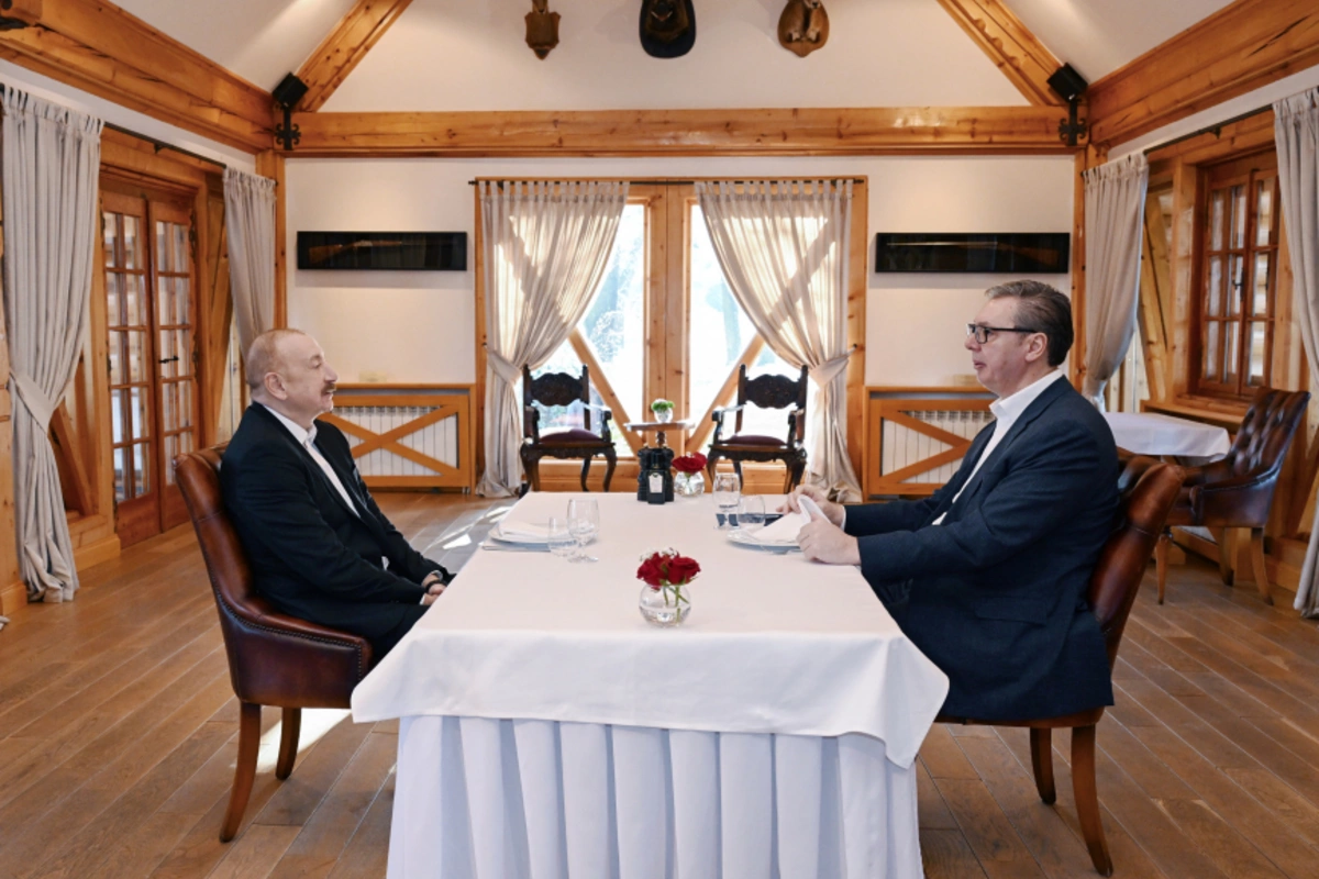 Президенты Азербайджана и Сербии приняли участие в неофициальном завтраке