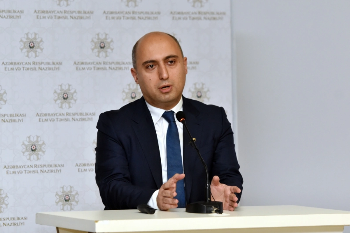 Elm və təhsil naziri: Tarix kitablarının dili şagirdlərin anlayış səviyyəsinə uyğun deyil
