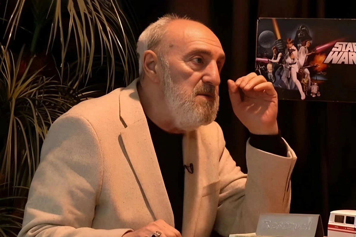 Akif İslamzadə xəstəxanadan evə buraxılıb
