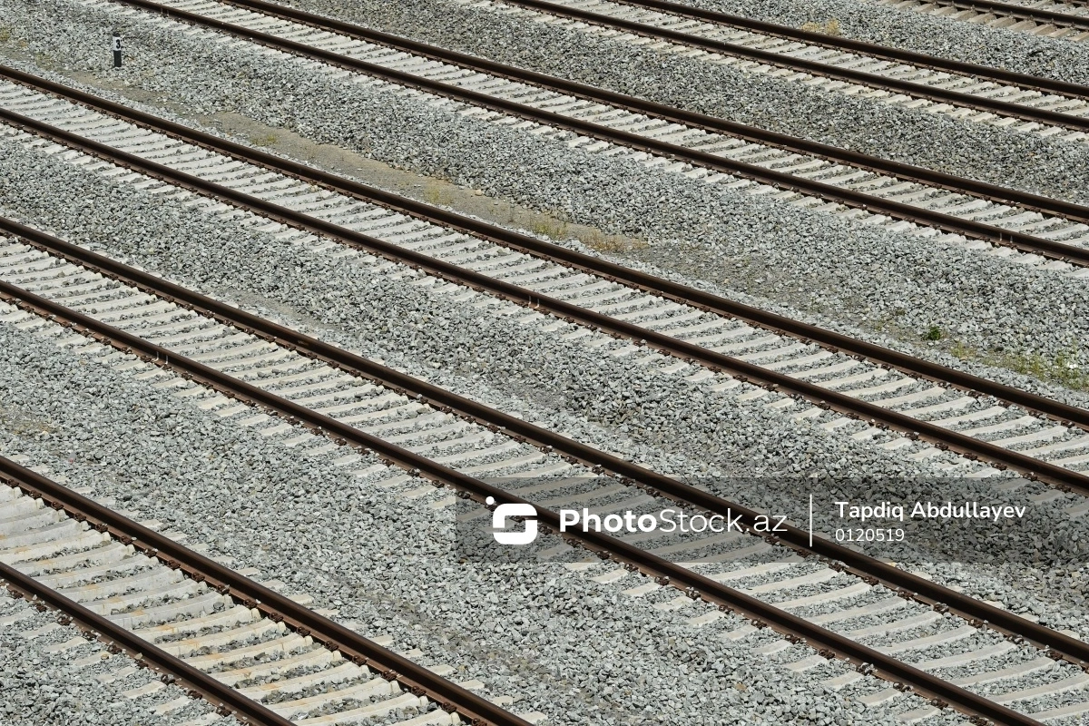 Строительство железнодорожной линии Сумгайыт - Ялама на завершающем этапе