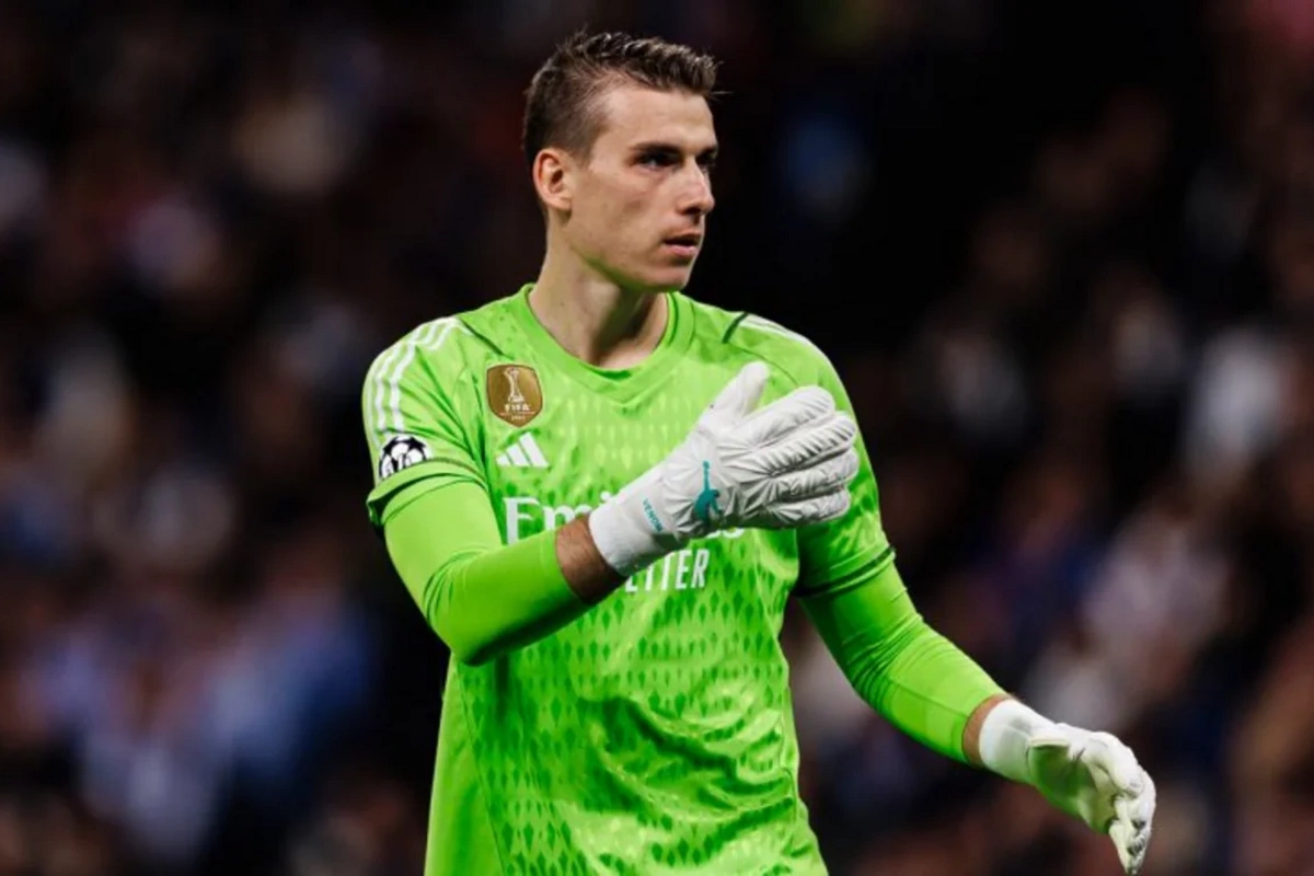 Realın qapıçısı Andrey Lunin Yuventusa təklif olunub