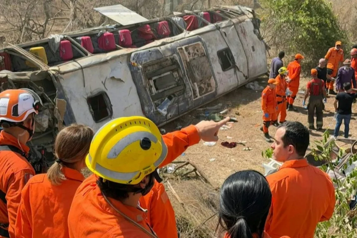 Braziliyada avtobus qəzası: 16 nəfər ölüb, 44 nəfər yaralanıb
