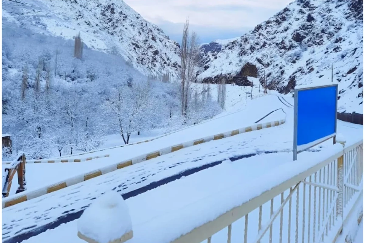 Naxçıvanda qar örtüyünün qalınlığı 88 sm-ə çatıb