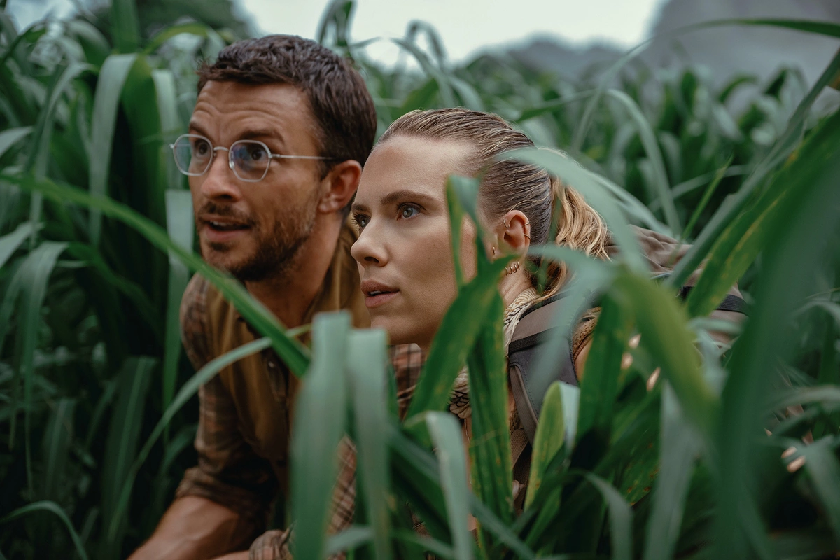 Jurassic Park seriyasının yeni filmi 318 milyon dollarla rekord qırdı Jurassic Park seriyasının yeni filmi 318 milyon dollarla rekord qırdı