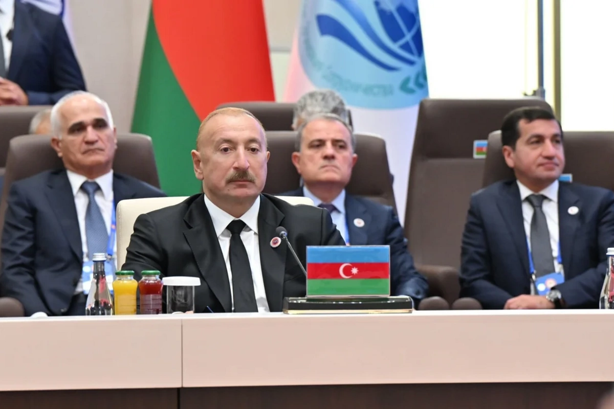 İlham Əliyevin sosial media hesablarında ŞƏT plyus formatında görüşündəki çıxışına dair paylaşım edilib