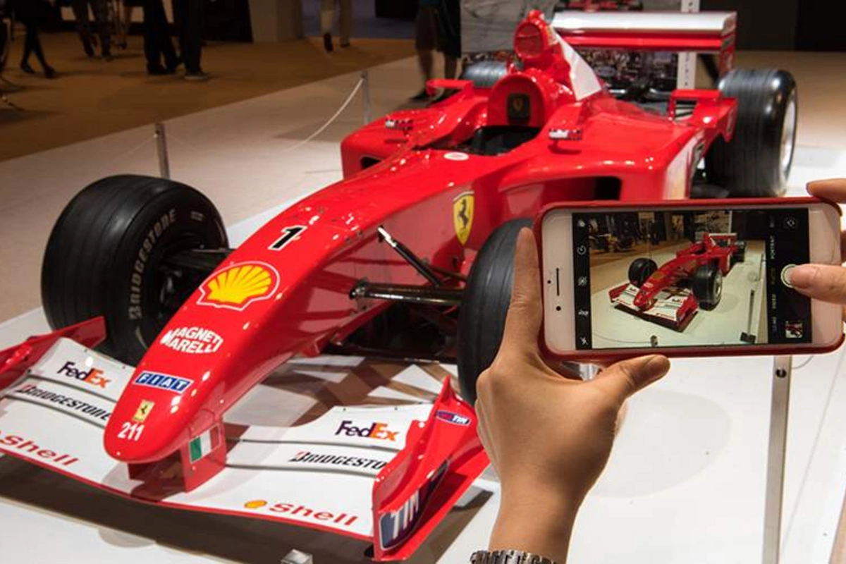 Легендарный Ferrari Шумахера продан на аукционе Легендарный Ferrari Шумахера продан на аукционе