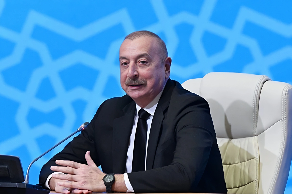 Pakistan Prezidenti İlham Əliyevi Zəfər Günü münasibətilə təbrik edib