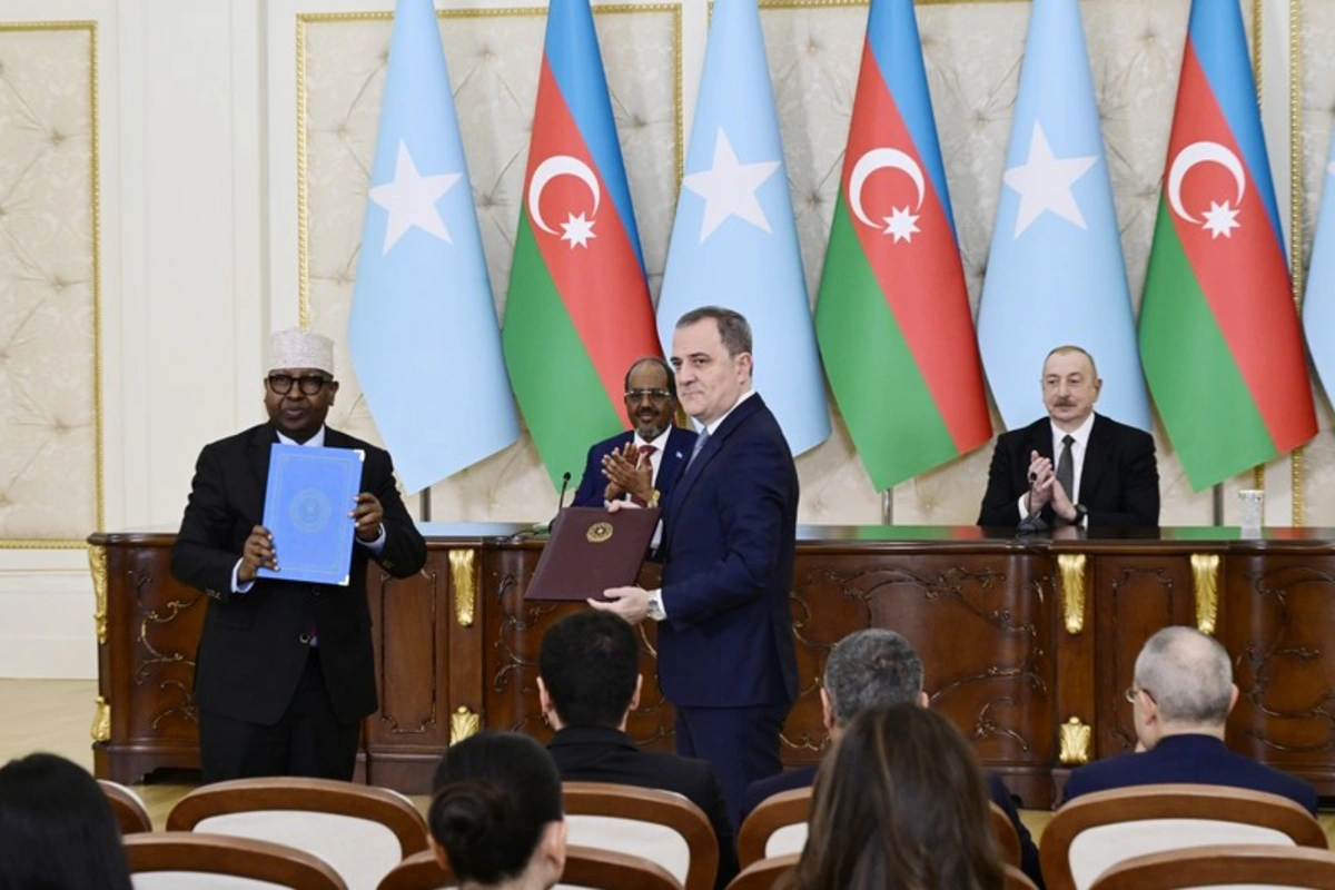 Azərbaycanla Somali arasında imzalanmış 4 sənədin mübadiləsi olub