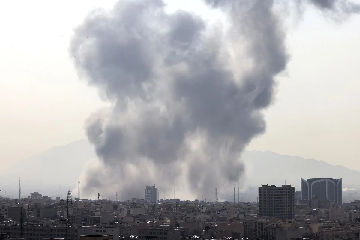 Reuters: ABŞ İranın hərbi obyektinə zərbə endirib