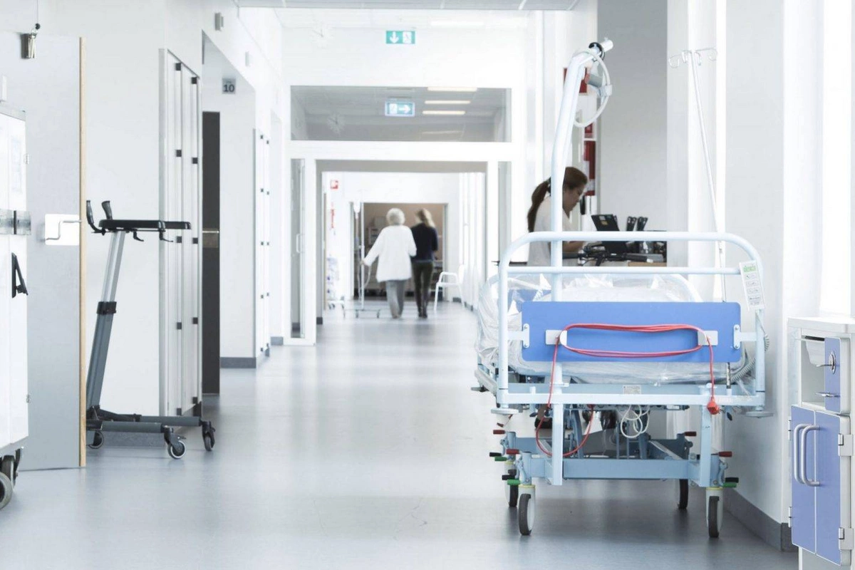 Qaraciyər çatışmazlığından əziyyət çəkən 51 yaşlı aktyora donor tapıldı