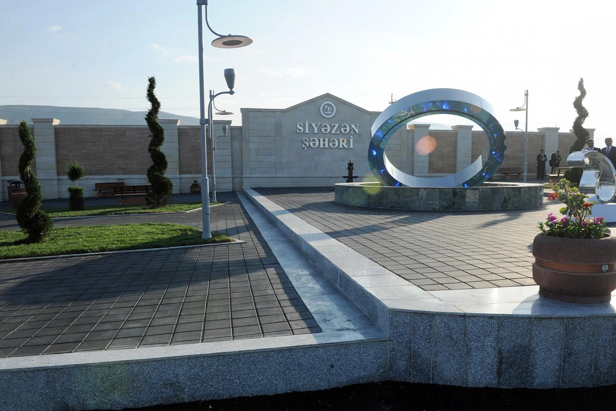 Siyəzəndə məhəllələrdə abadlıq işləri görüləcək - Yarım milyonluq LAYİHƏ Siyəzəndə məhəllələrdə abadlıq işləri görüləcək - Yarım milyonluq LAYİHƏ