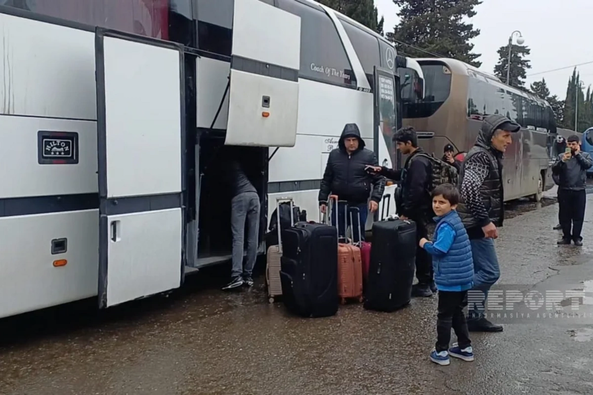 İrandan Azərbaycan vasitəsilə təxliyə olunan şəxslər üçün xüsusi avtobuslar səfərbər edilib