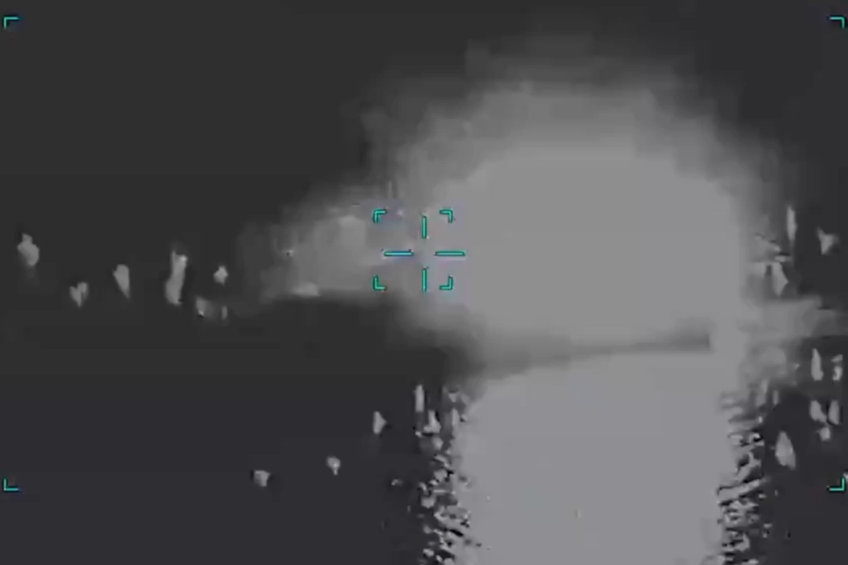 ABŞ İrana məxsus hərbi gəmiyə zərbə endirib