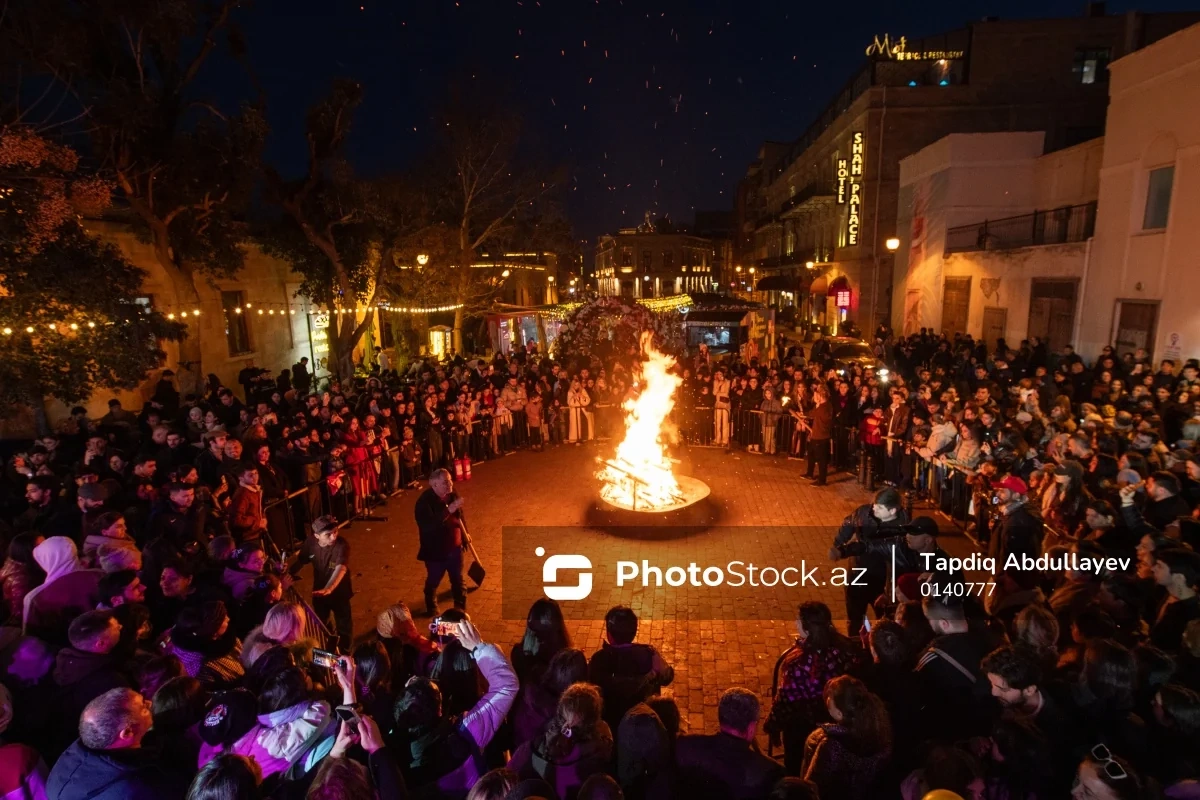 Qədim divarlar arasında bayram ruhu - İçərişəhərdə möhtəşəm Novruz şənliyi
