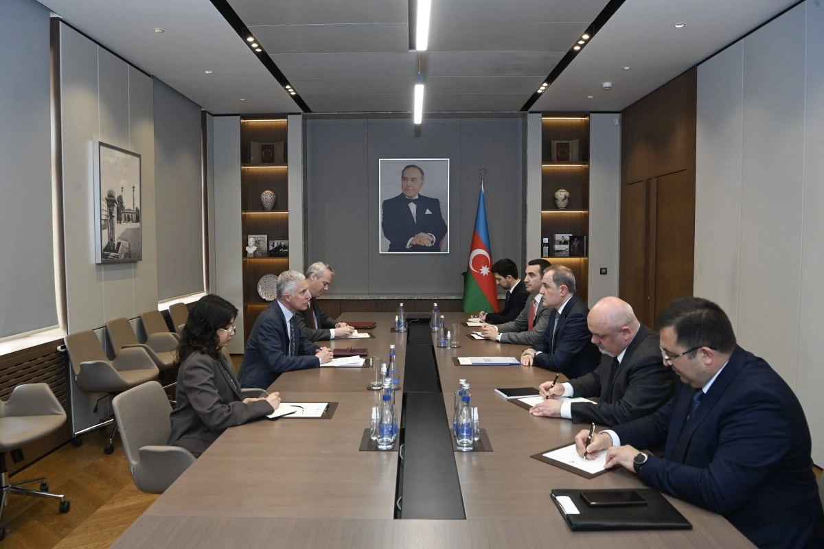 Fergus Auldun Azərbaycanda diplomatik fəaliyyəti başa çatıb