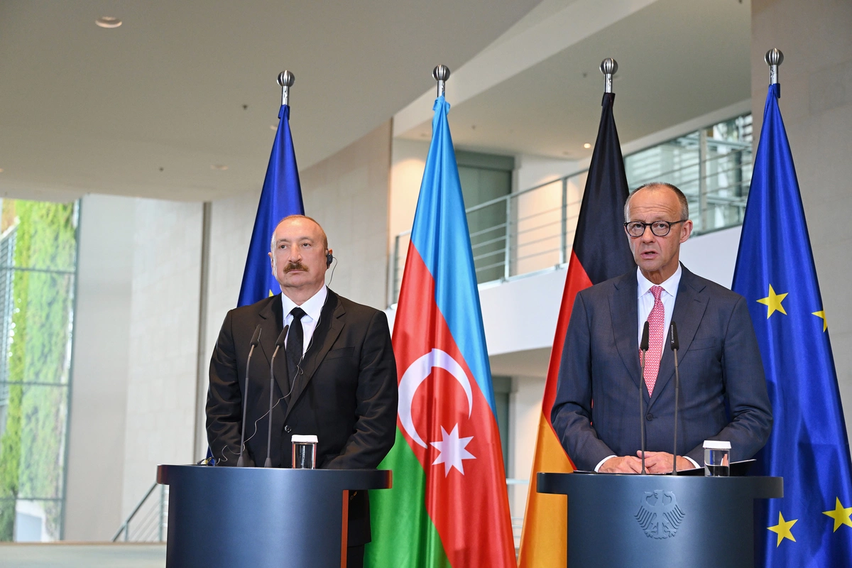 İlham Əliyev: Azərbaycan ərazisindən Ermənistana tranzit yüklərinin göndərilməsi də artıq geniş vüsət alıb